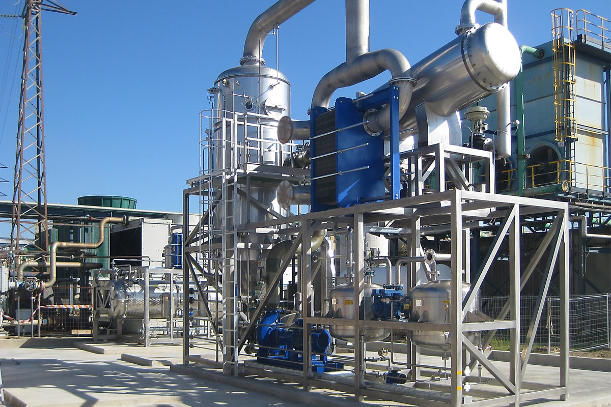Evaporatore mono stadio a vapore usato nella produzione di cloruro di sodio, realizzato da Eco Techno.